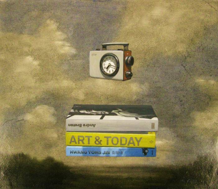 Yongjin Hwang painting of a camera floating above a stack of books.